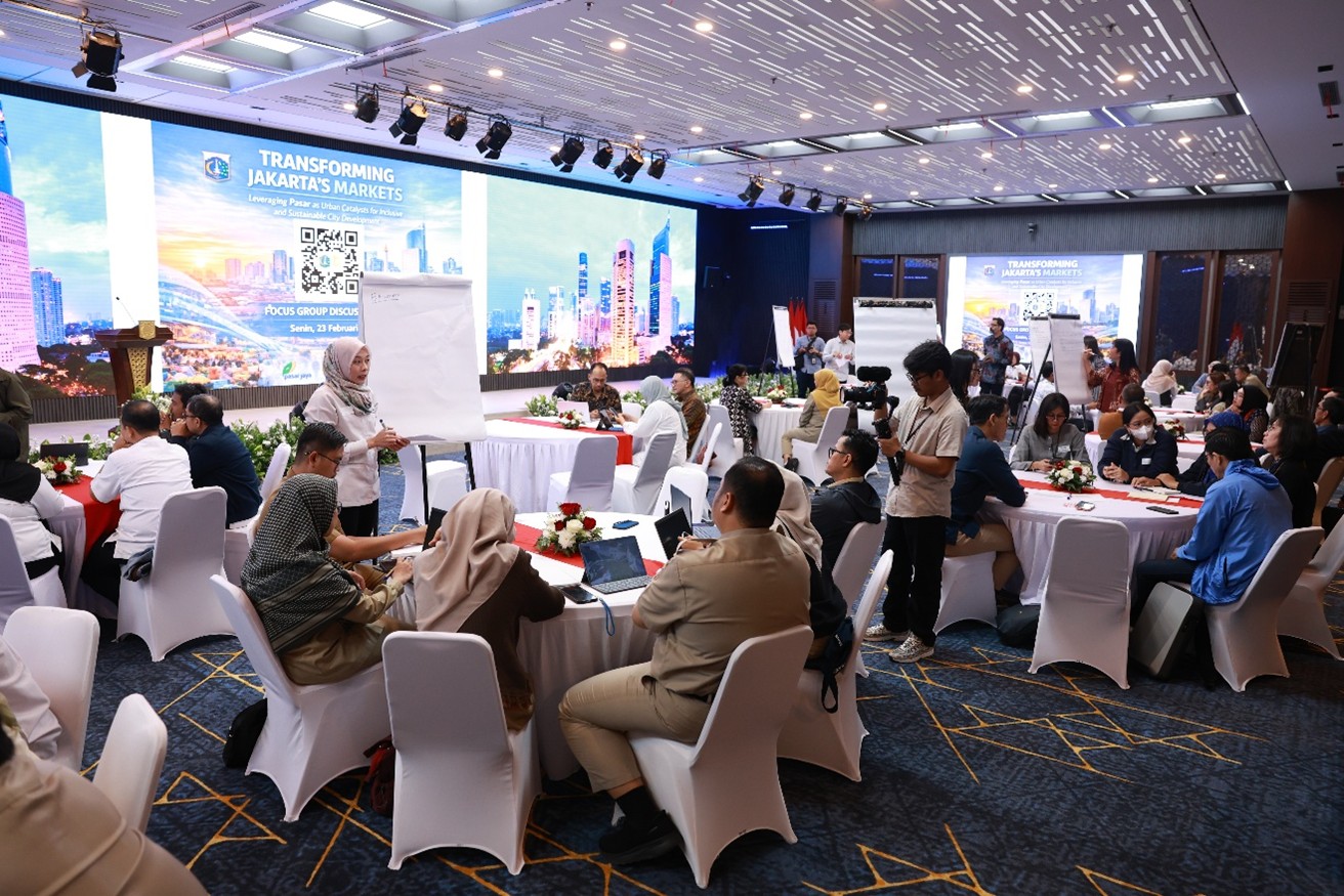 Diskusi Kelompok Terpumpun tentang Transformasi Pasar